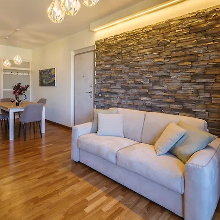 La Dimora Dell'ufficiale Deluxe Apartament *